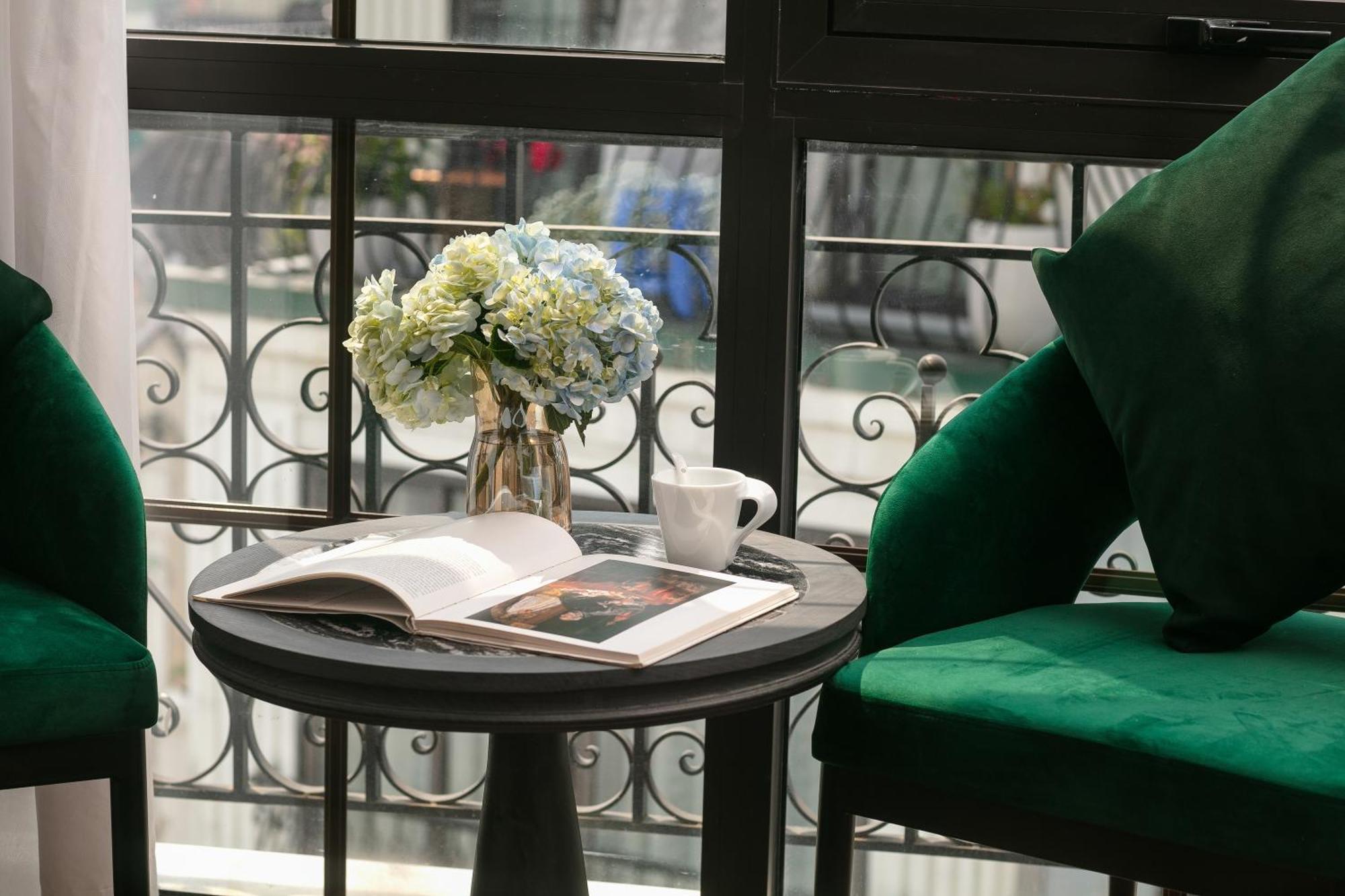 Hanoi Plaza Suite Hotel & Spa Экстерьер фото