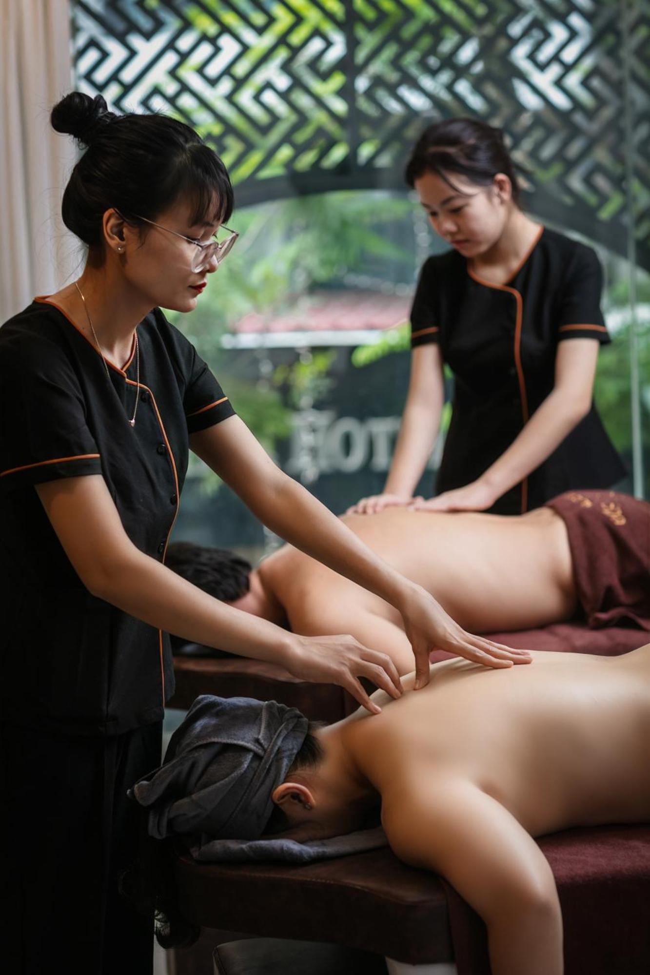 Hanoi Plaza Suite Hotel & Spa Экстерьер фото
