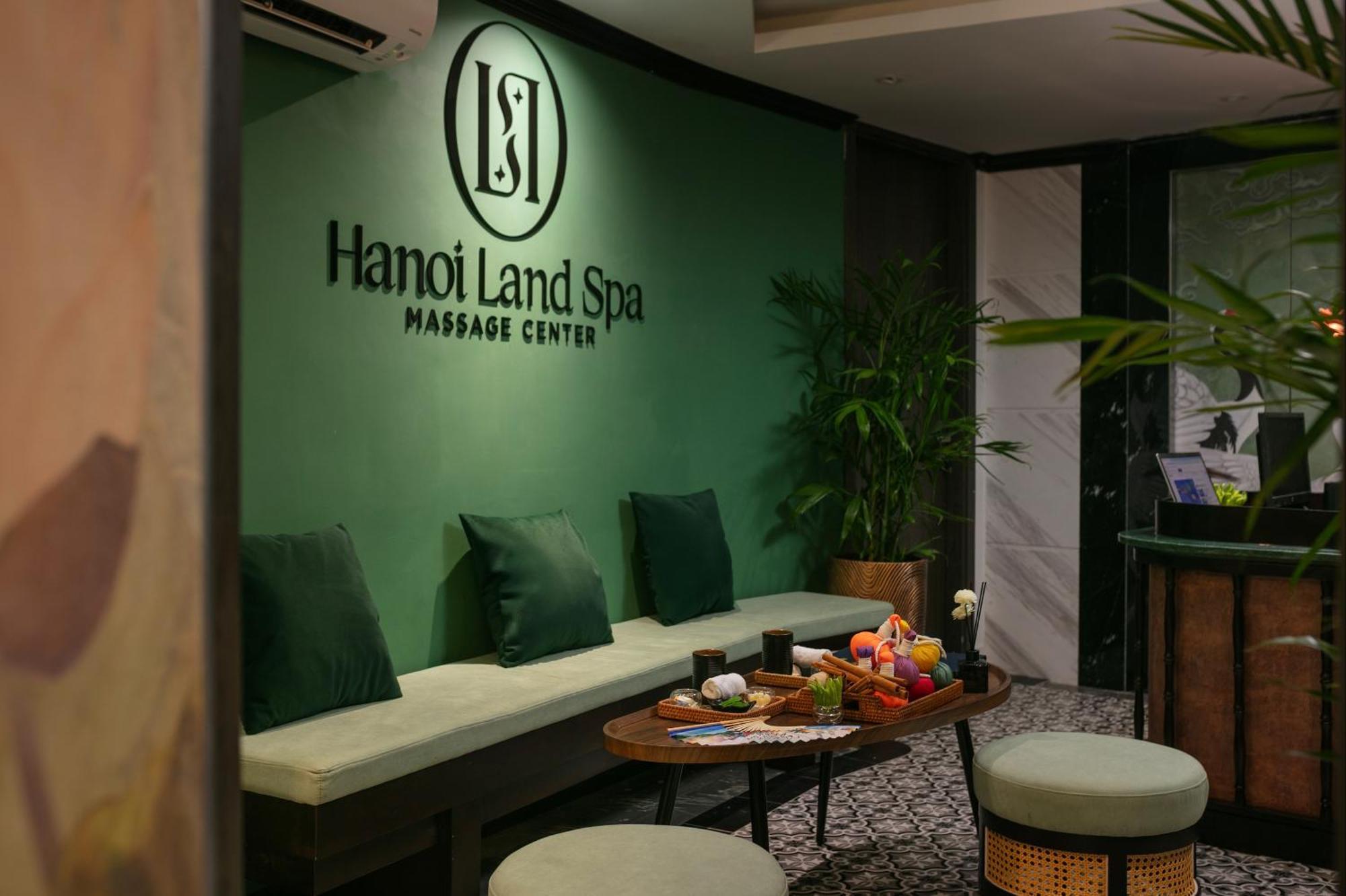 Hanoi Plaza Suite Hotel & Spa Экстерьер фото
