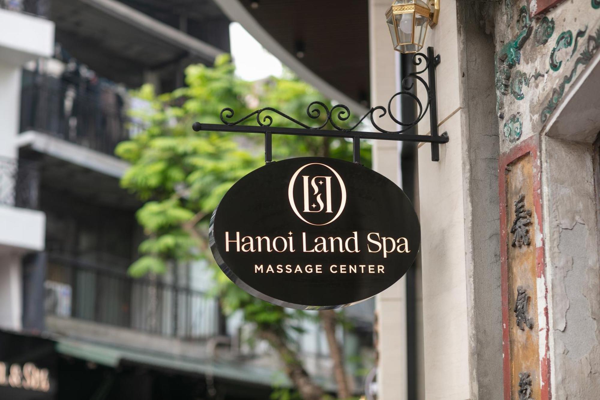 Hanoi Plaza Suite Hotel & Spa Экстерьер фото